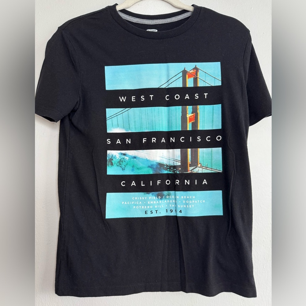 Old Navy Black Boys Graphic Tee (Size XL)